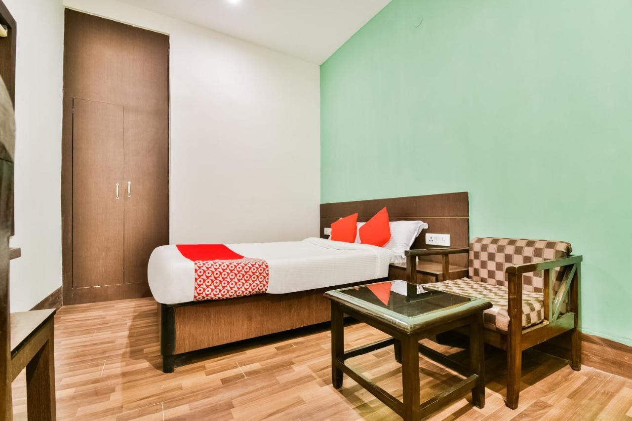 Oyo 62096 Pride Palace Hotels 巴特那 外观 照片