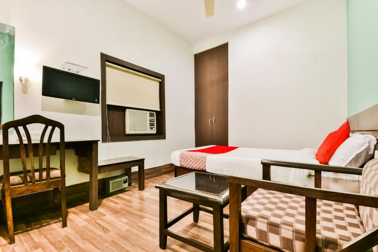 Oyo 62096 Pride Palace Hotels 巴特那 外观 照片